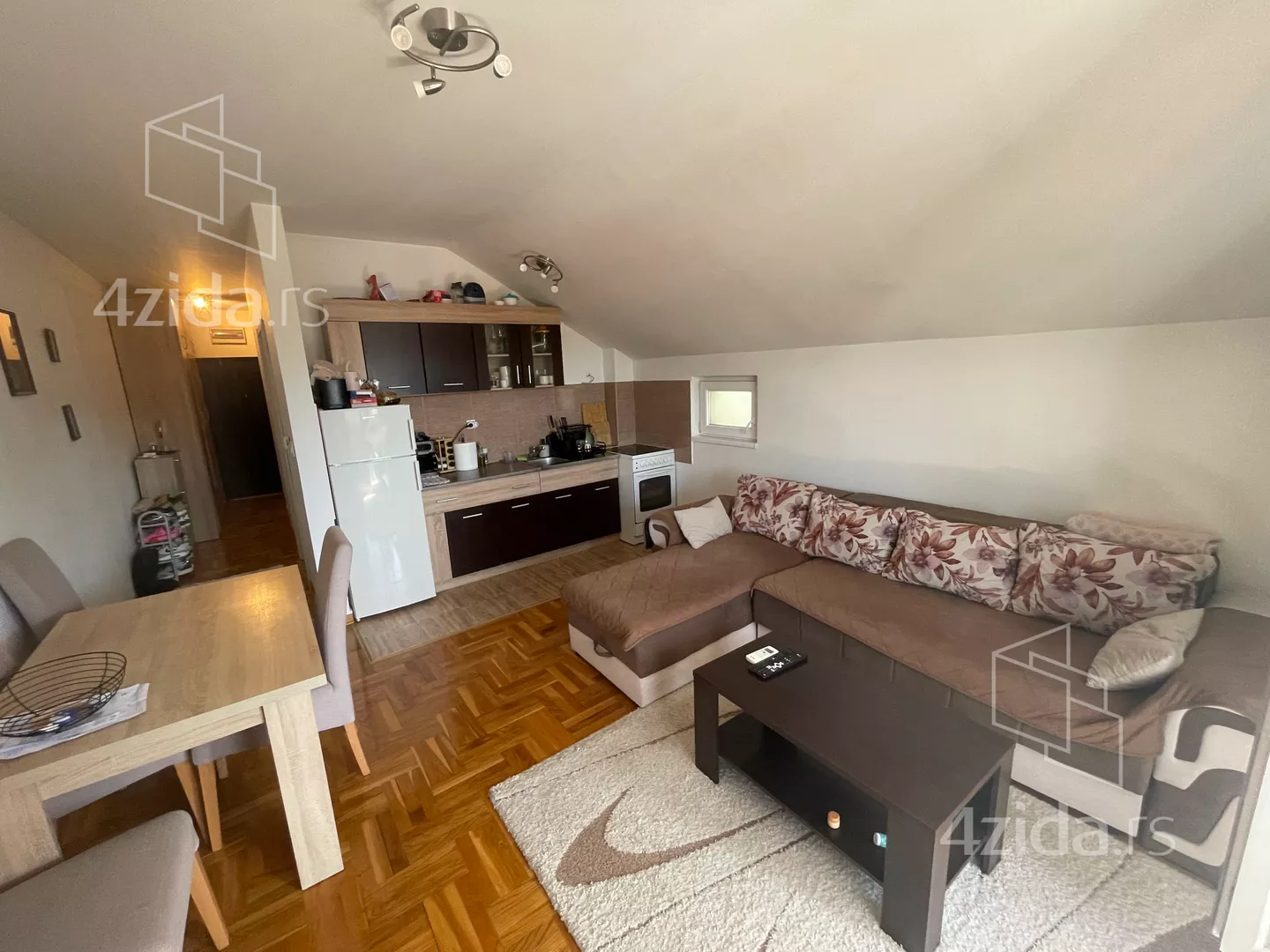 Jednoiposoban stan za izdavanje, Davorina Jenka 3A, 450€, 40m² — 2