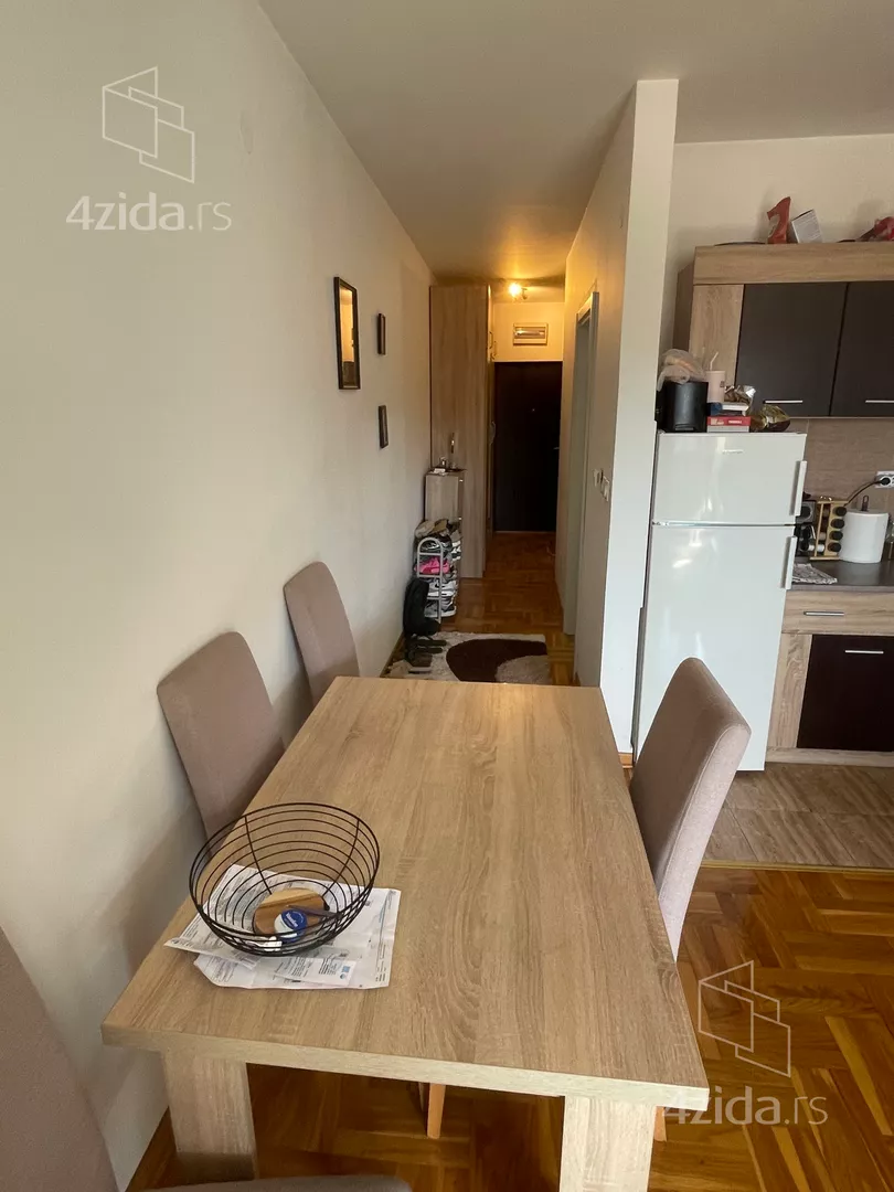 Jednoiposoban stan za izdavanje, Davorina Jenka 3A, 450€, 40m² — 4
