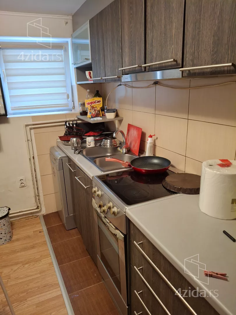 Jednoiposoban stan za izdavanje, Gorana Kovačića 12, 350€, 45m² — 4