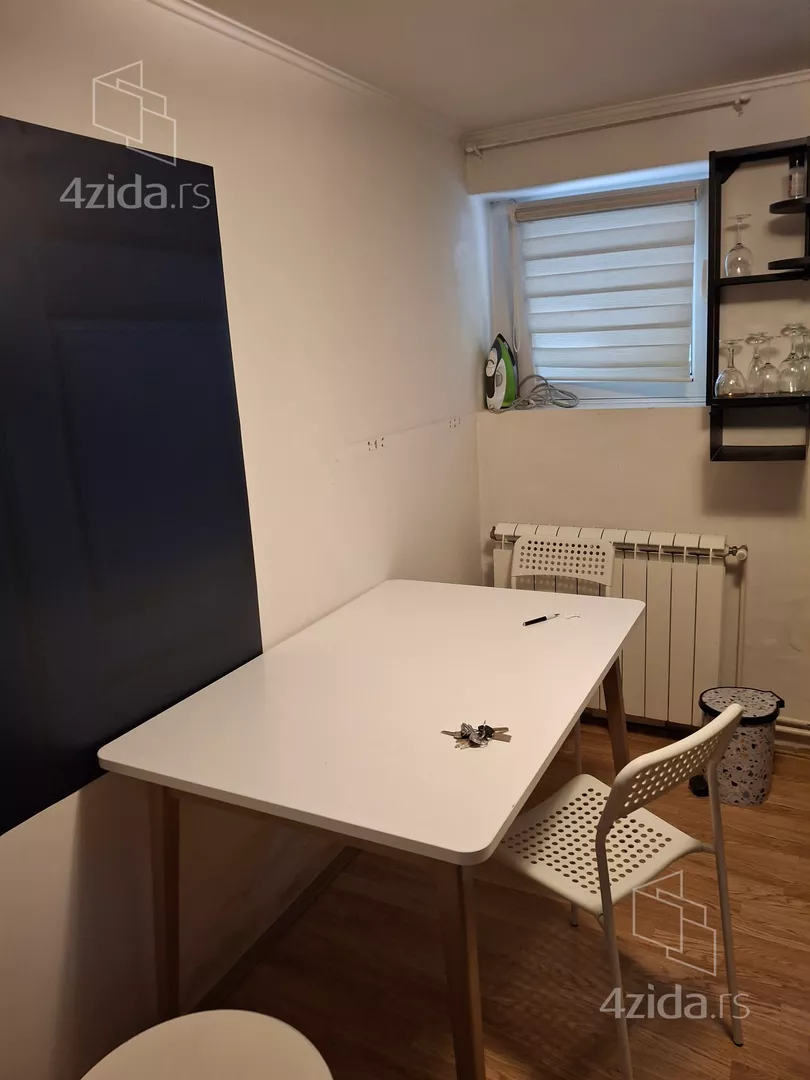 Jednoiposoban stan za izdavanje, Gorana Kovačića 12, 350€, 45m² — 5