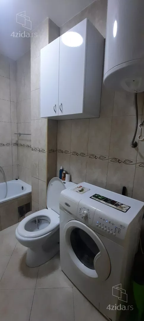 Jednoiposoban stan za izdavanje, Gornji Grad, 450€, 40m² — 7