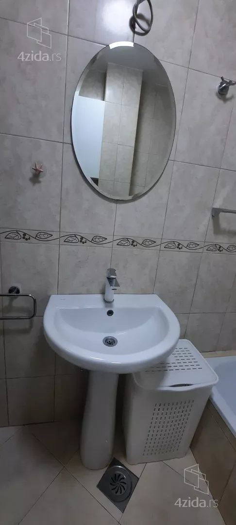 Jednoiposoban stan za izdavanje, Gornji Grad, 450€, 40m² — 8