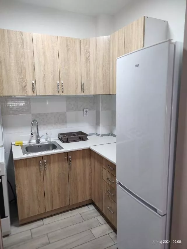 Jednoiposoban stan za izdavanje, Hopovska, 380€, 38m² — 4