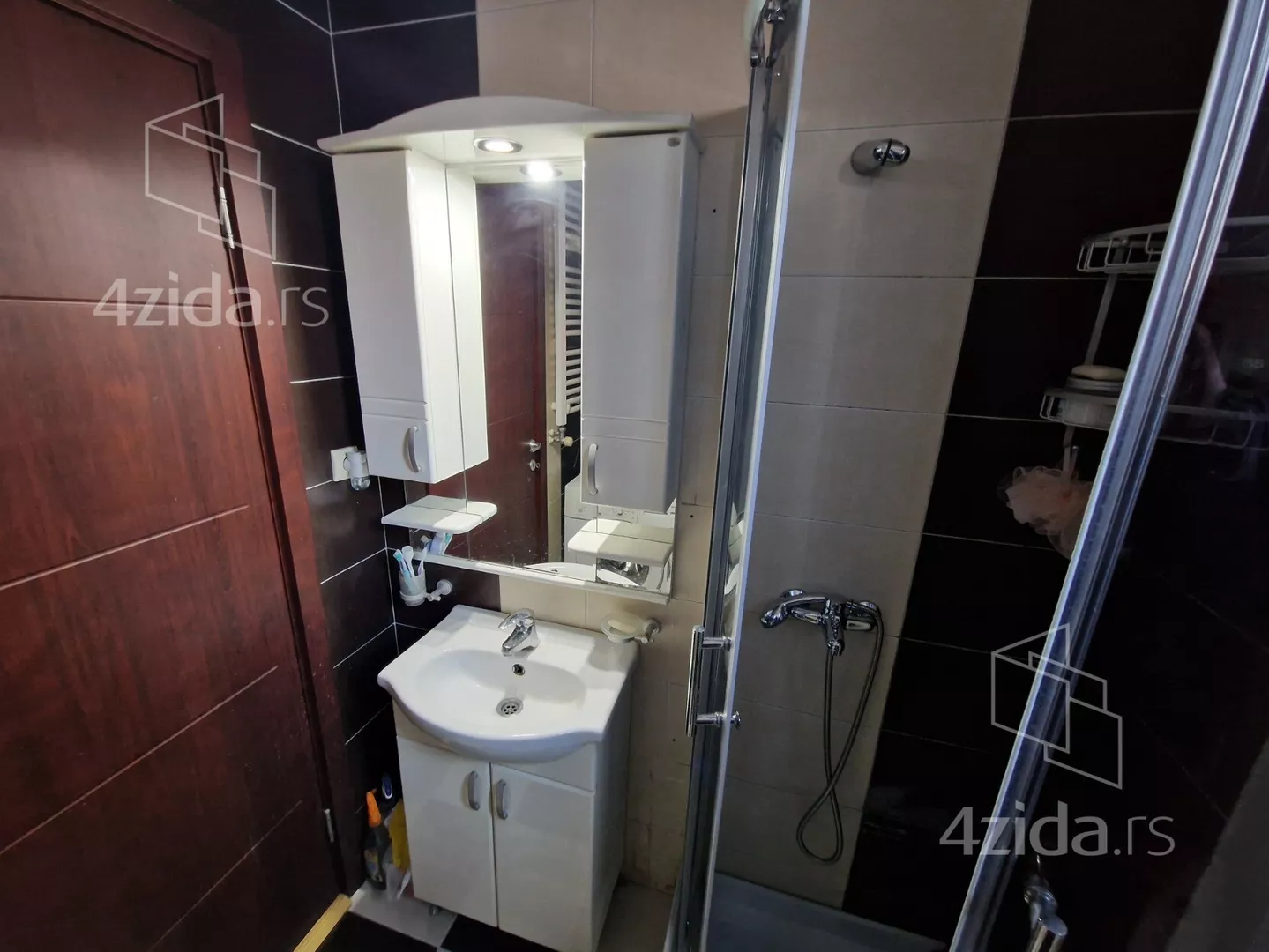 Jednoiposoban stan za izdavanje, Humski Put, 380€, 35m² — 2