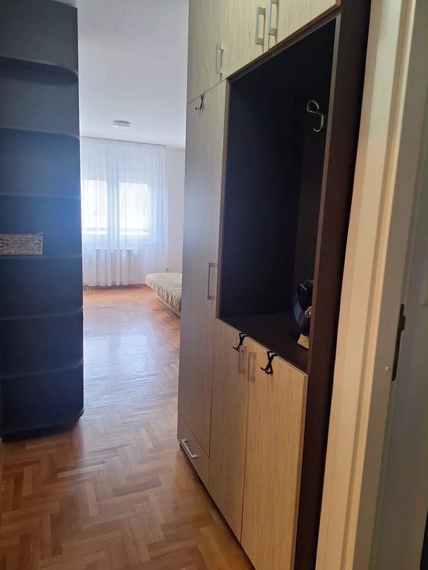 Jednoiposoban stan za izdavanje, Kaplara Momčila Gavrića 2, 550€, 29m² — 4