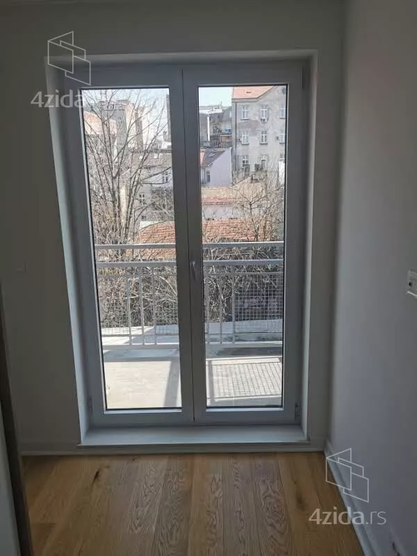 Jednoiposoban stan za izdavanje, Kraljice Natalije, 750€, 40m² — 10
