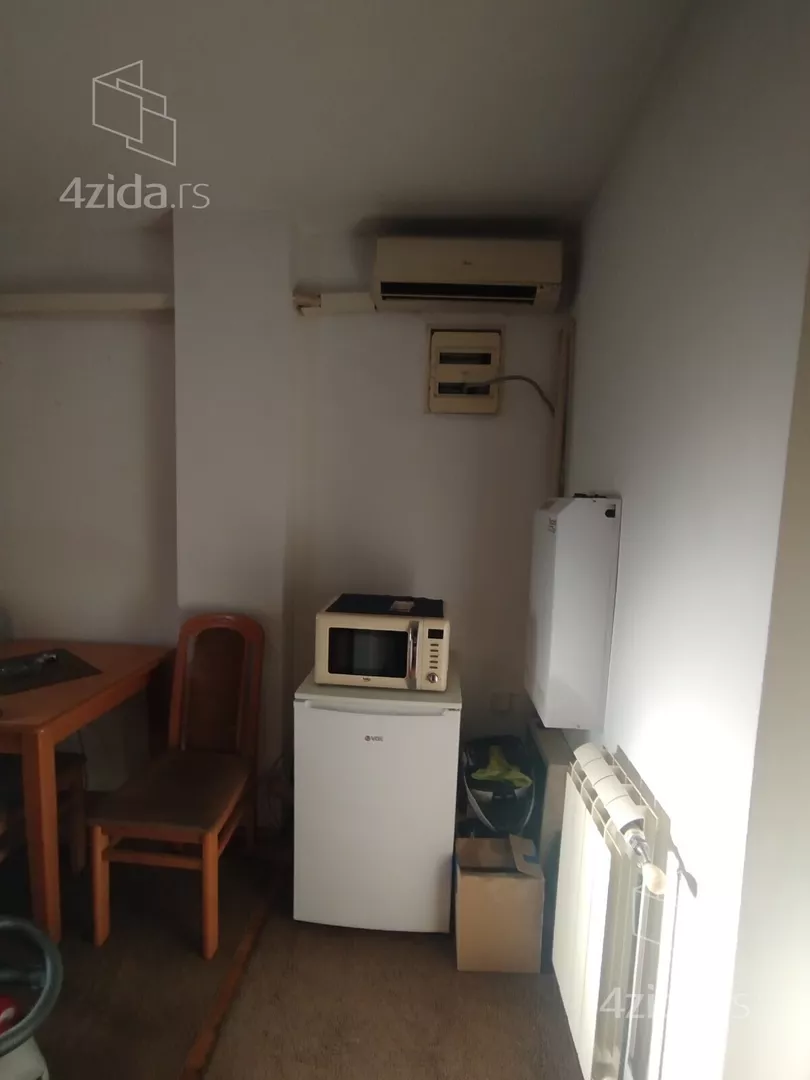 Jednoiposoban stan za izdavanje, Kumodraška 111, 450€, 35m² — 7