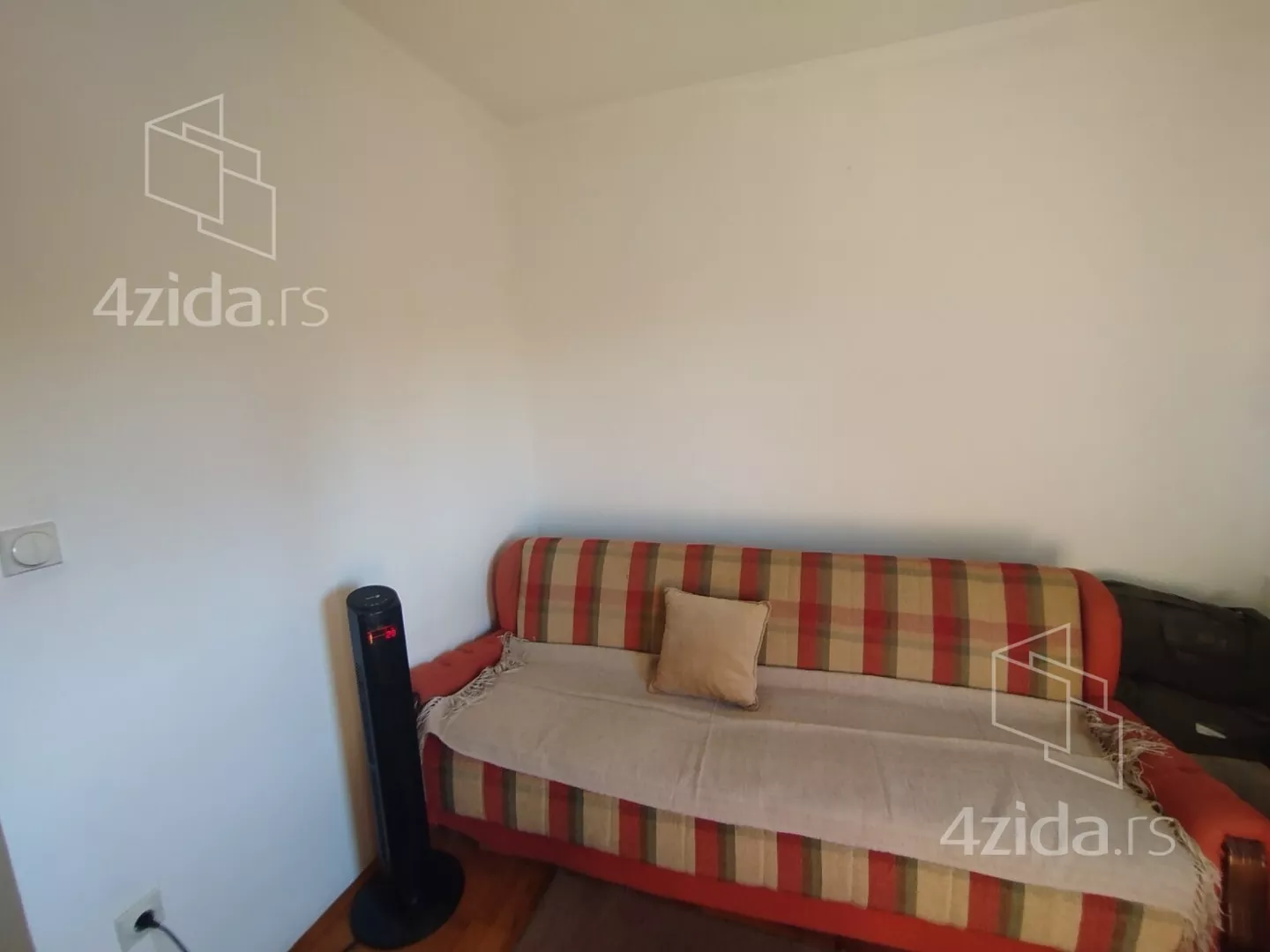 Jednoiposoban stan za izdavanje, Kumodraška 111, 450€, 35m² — 10