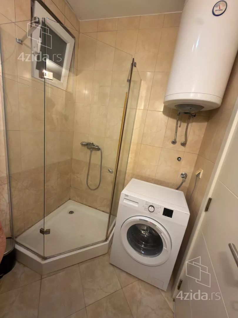 Jednoiposoban stan za izdavanje, Majke Angeline, 500€, 33m² — 8