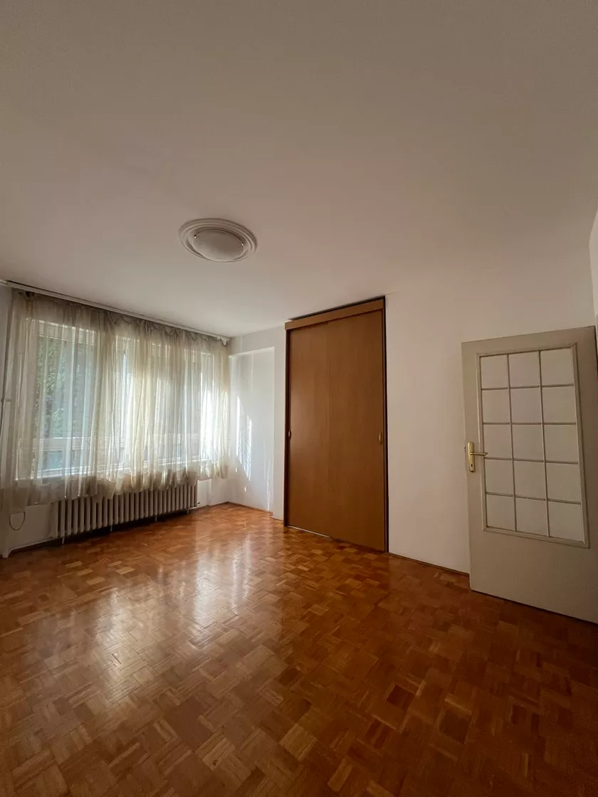 Jednoiposoban stan za izdavanje, Maksima Gorkog 5, 650€, 40m² — 2