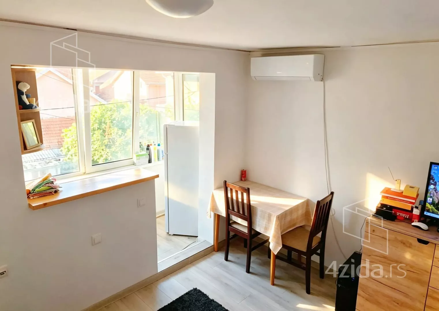 Jednoiposoban stan za izdavanje, Medaković 3, 400€, 45m² — 2