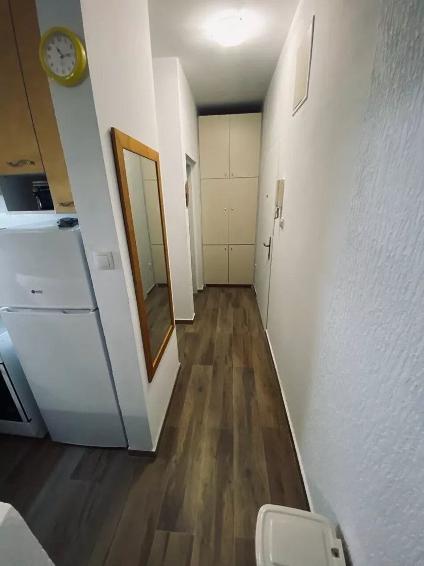Jednoiposoban stan za izdavanje, Medakovićeva, 400€, 36m² — 2