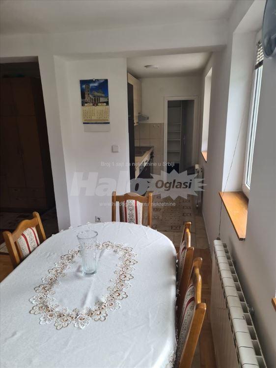 Jednoiposoban stan za izdavanje — 4