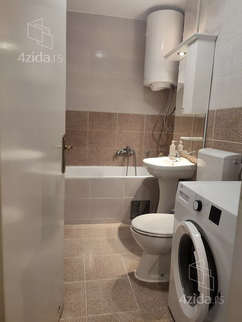 Jednoiposoban stan za izdavanje, Oblakovska 8, 600€, 45m² — 4