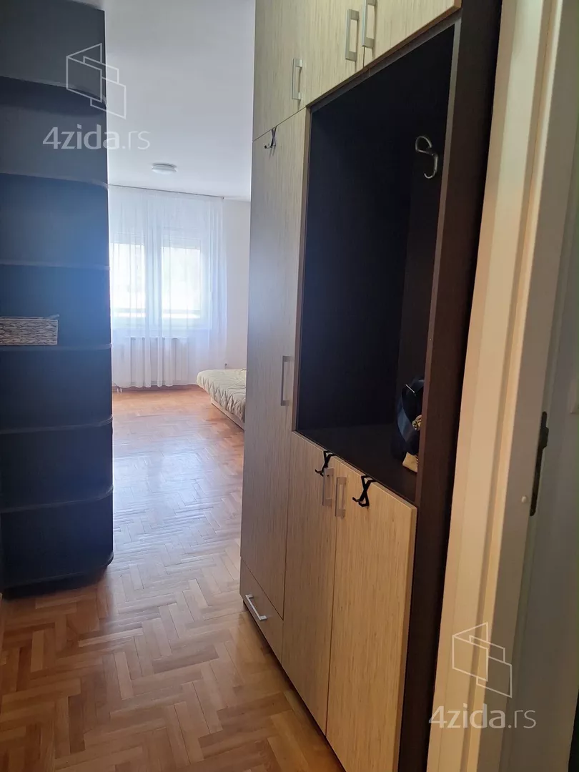 Jednoiposoban stan za izdavanje, Pukovnika Petra Mišića 8, 550€, 38m² — 4