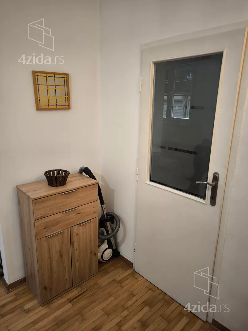 Jednoiposoban stan za izdavanje, Radoja Domanovića 28, 500€, 34m² — 14