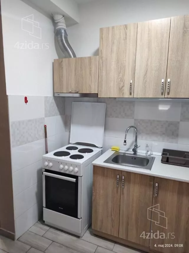 Jednoiposoban stan za izdavanje, Ratnih Vojnih Invalida, 400€, 40m² — 3