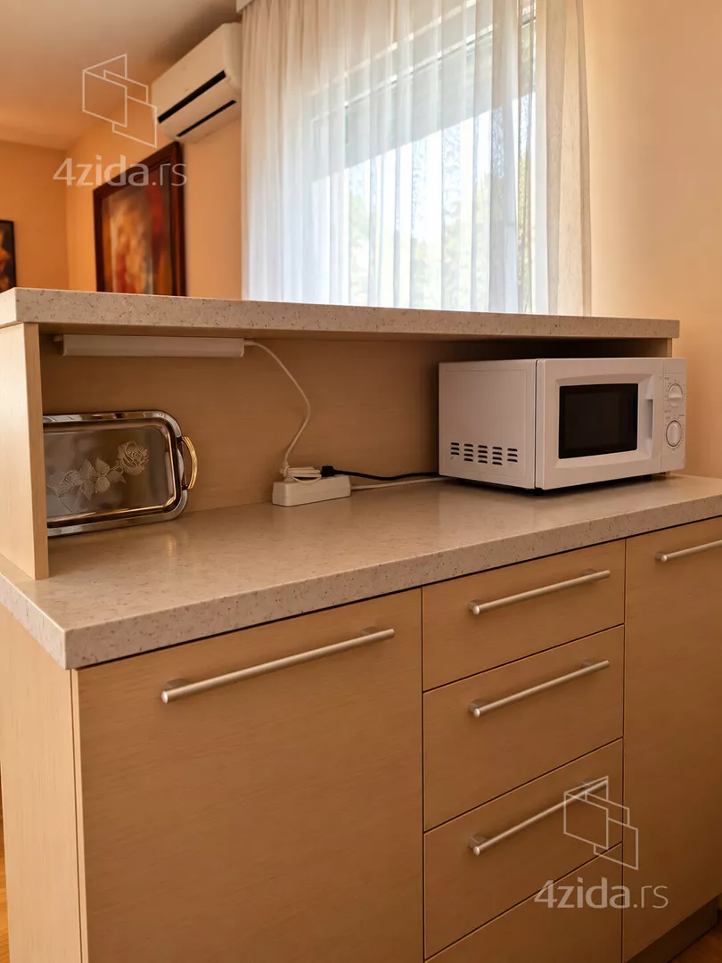 Jednoiposoban stan za izdavanje, Uroša Marovića, 500€, 41m² — 7