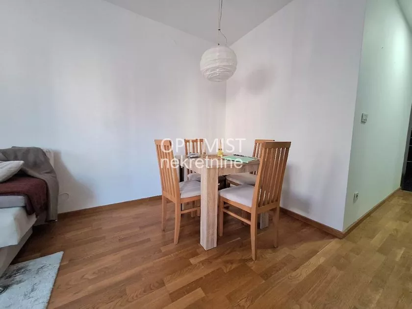 Jednoiposoban stan za izdavanje, Vojvode Stepe 214A, 600€, 37m² — 5