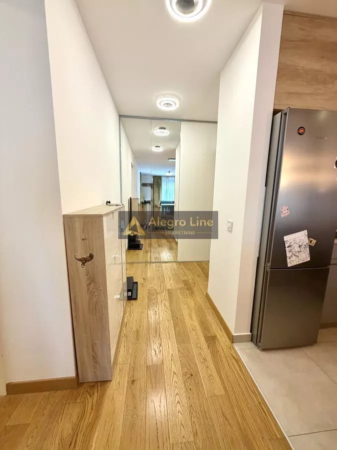 Jednoiposoban stan za izdavanje, Vojvode Stepe, 400€, 37m² — 4