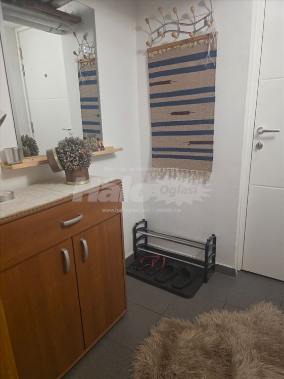 Jednosoban stan 31m² sa baštom - Dedinje — 3
