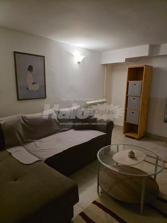 Jednosoban stan 31m² sa baštom - Dedinje — 9