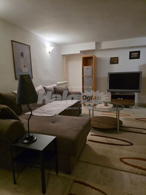 Jednosoban stan 31m² sa baštom - Dedinje — 13