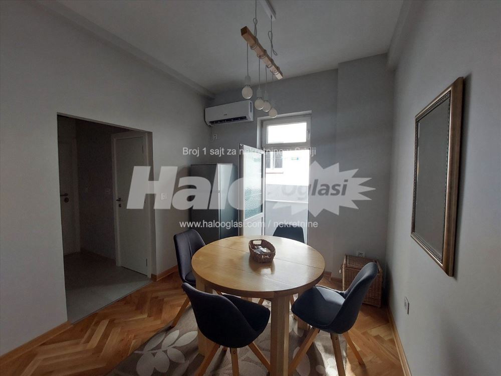 Jednosoban stan 32 m², Kapija Vračara – renoviran — 2