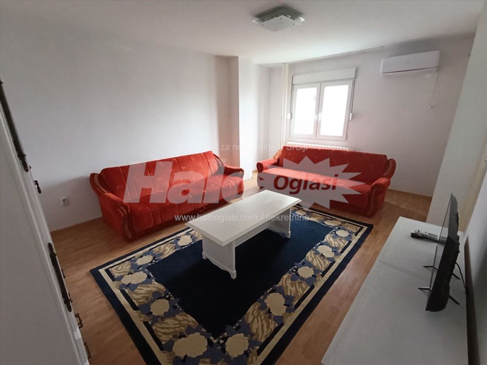Jednosoban stan, blok 61, 40 m2, IV sprat — 5
