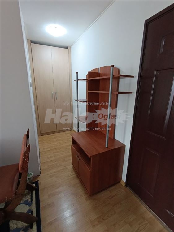 Jednosoban stan, blok 61, 40 m2, IV sprat — 7