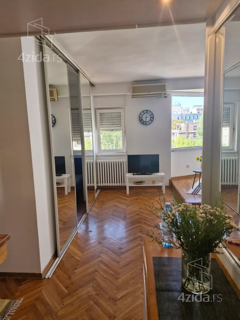 Jednosoban stan na prodaju, Autokomanda, 159.000€, 42m² — 7