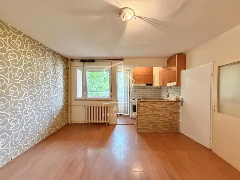 Jednosoban stan na prodaju, Matice Srpske, 98.000€, 32m² — 3