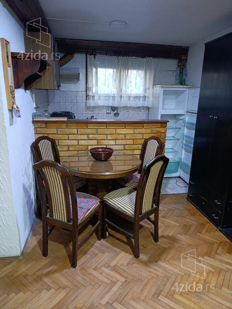 Jednosoban stan na prodaju, Pera Ćetkovića, 75.000€, 31m² — 5