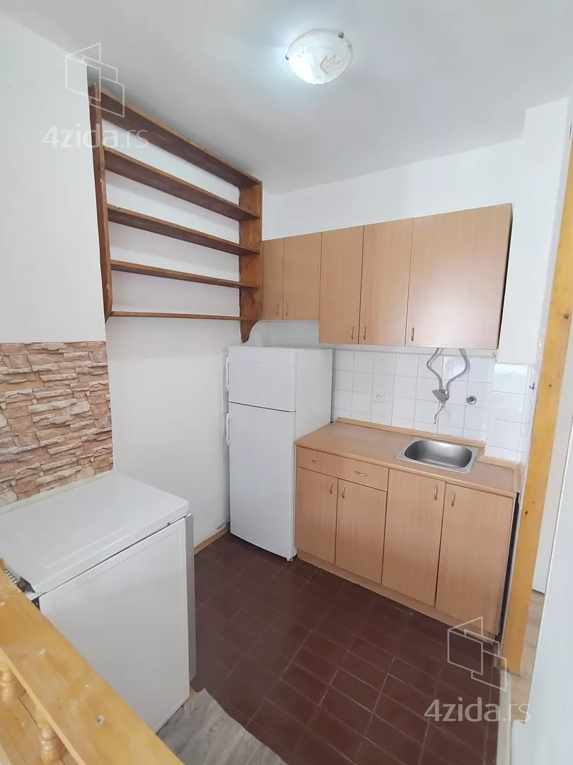 Jednosoban stan na prodaju, Stevana Đurđevića-Trošarinca 5, 114.000€, 29m² — 3