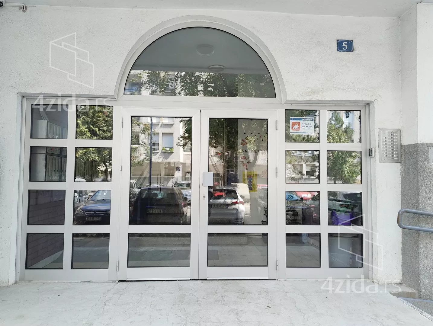 Jednosoban stan na prodaju, Stevana Đurđevića-Trošarinca 5, 114.000€, 29m² — 10