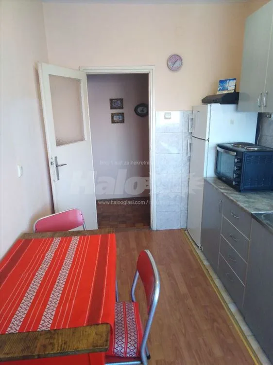Jednosoban stan u Borskoj ulici, Miljakovac 1 — 5