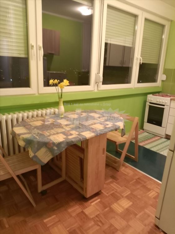 JEDNOSOBAN stan u naselju Sava Kovačević u Zemunu — 9
