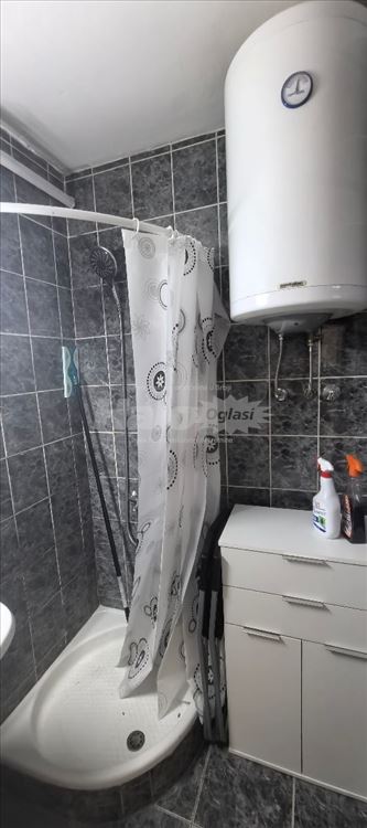 Jednosoban stan u Zmajevačkoj ulici, Julino brdo — 10