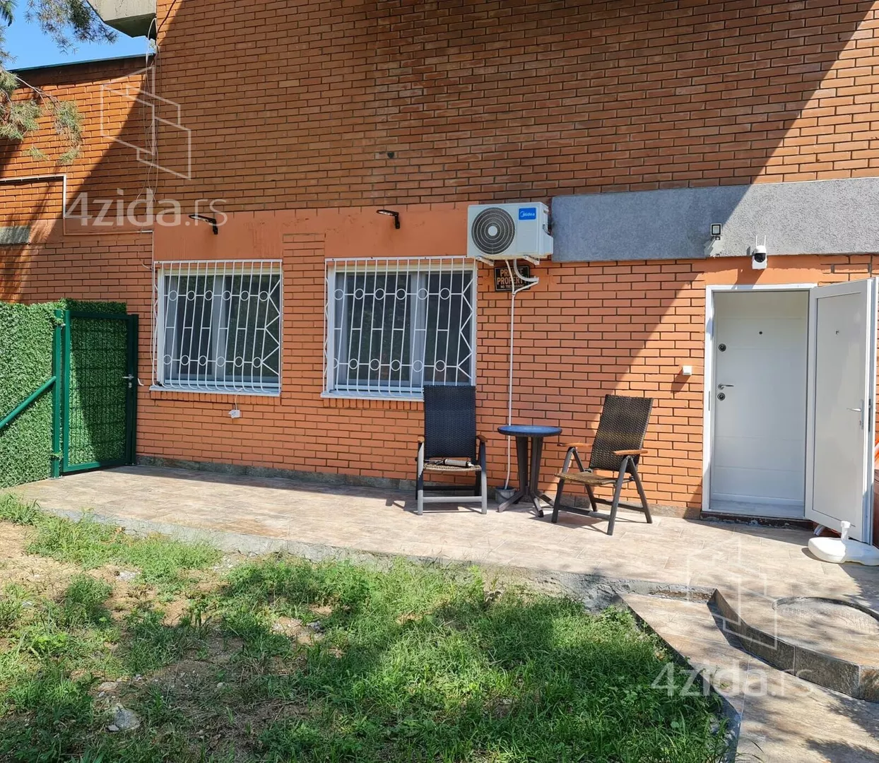Jednosoban stan za izdavanje, Baštovanska 3, 490€, 37m² — 4