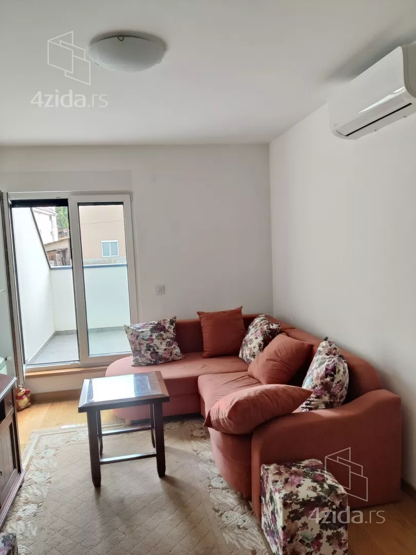 Jednosoban stan za izdavanje, Bulevar Kralja Aleksandra 455b, 400€, 40m² — 3