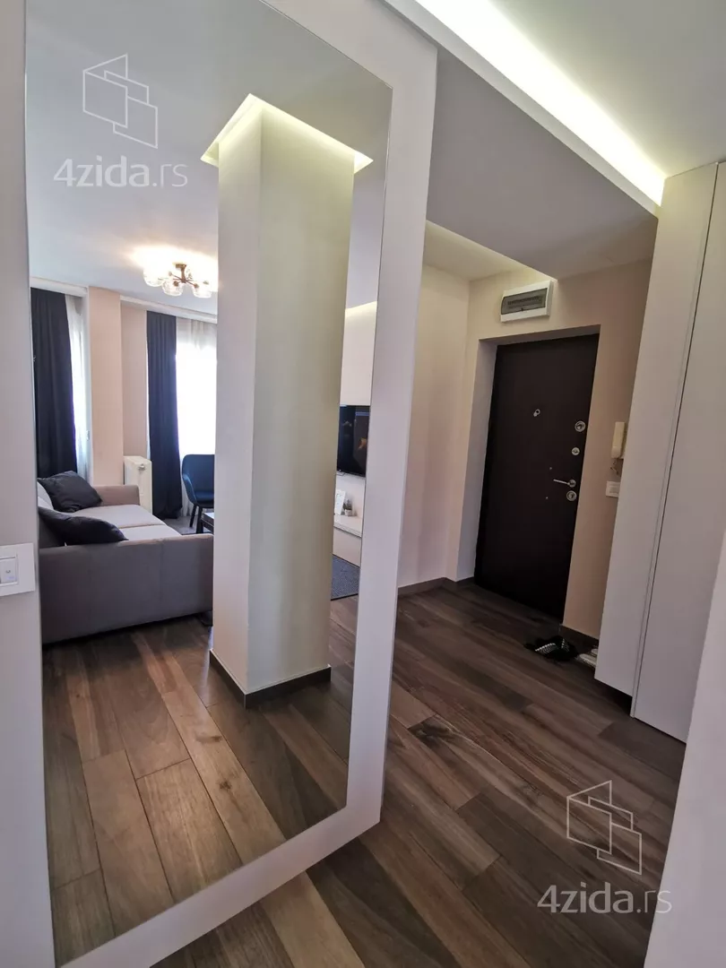Jednosoban stan za izdavanje, Bulevar Mihajla Pupina 103/2, 850€, 48m² — 3