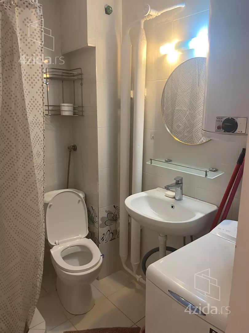 Jednosoban stan za izdavanje, Bulevar Zorana Đinđića 116, 350€, 32m² — 2