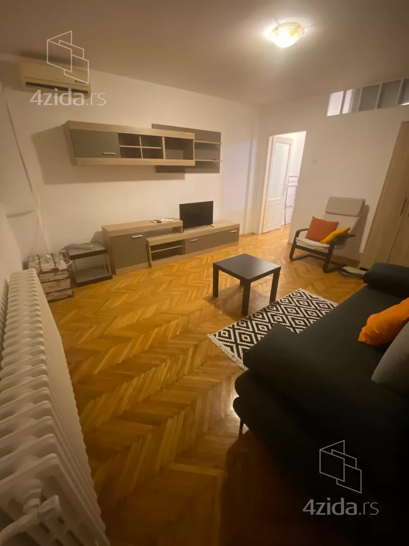 Jednosoban stan za izdavanje, Bulevar Zorana Đinđića 116, 350€, 32m² — 8