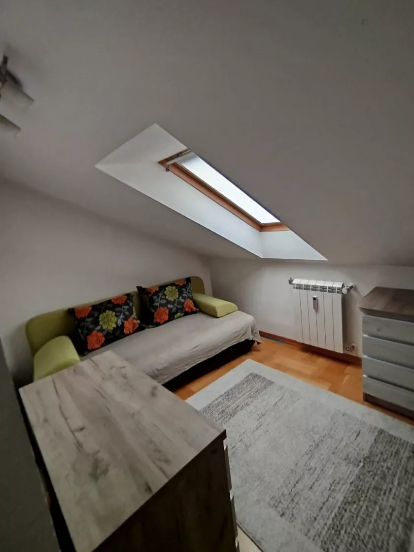Jednosoban stan za izdavanje, Dimitrija Tucovića, 650€, 47m² — 2