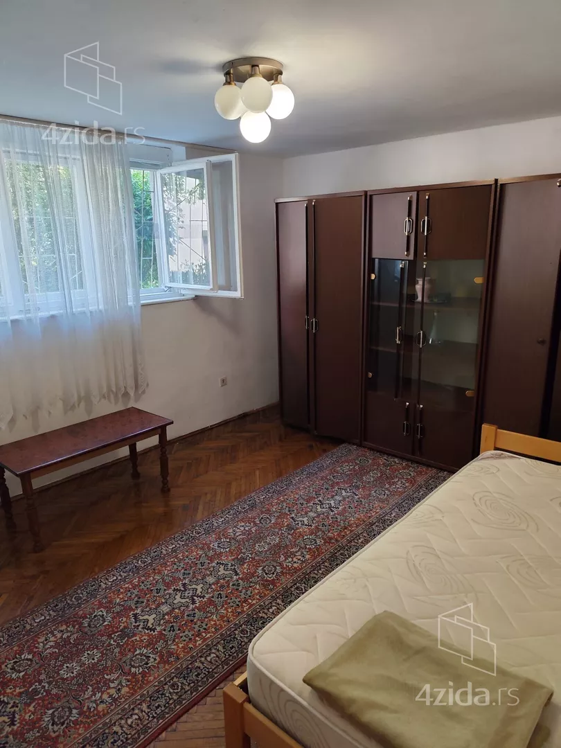 Jednosoban stan za izdavanje, Jelenov Žleb, 300€, 34m² — 9