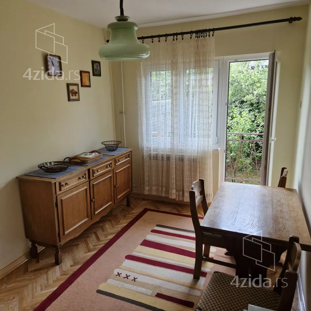 Jednosoban stan za izdavanje, Kumodraž, 250€, 20m² — 6