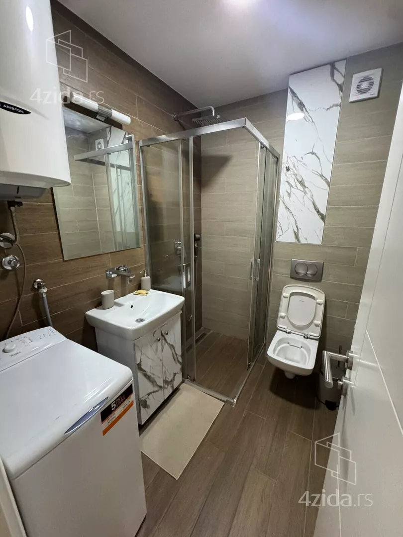 Jednosoban stan za izdavanje, Lion, 470€, 30m² — 8