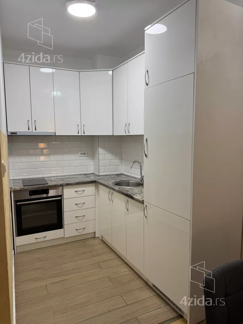 Jednosoban stan za izdavanje, Lion, 470€, 30m² — 10