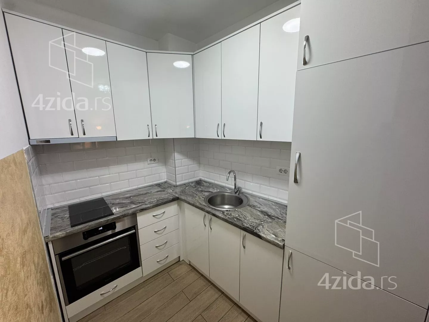 Jednosoban stan za izdavanje, Lion, 470€, 30m² — 11