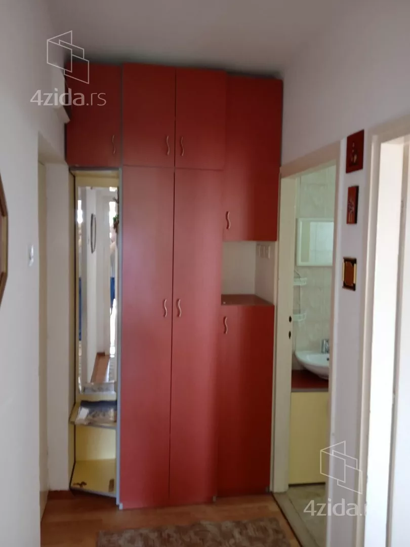 Jednosoban stan za izdavanje, Ljuba Vučkovića 17, 350€, 35m² — 4
